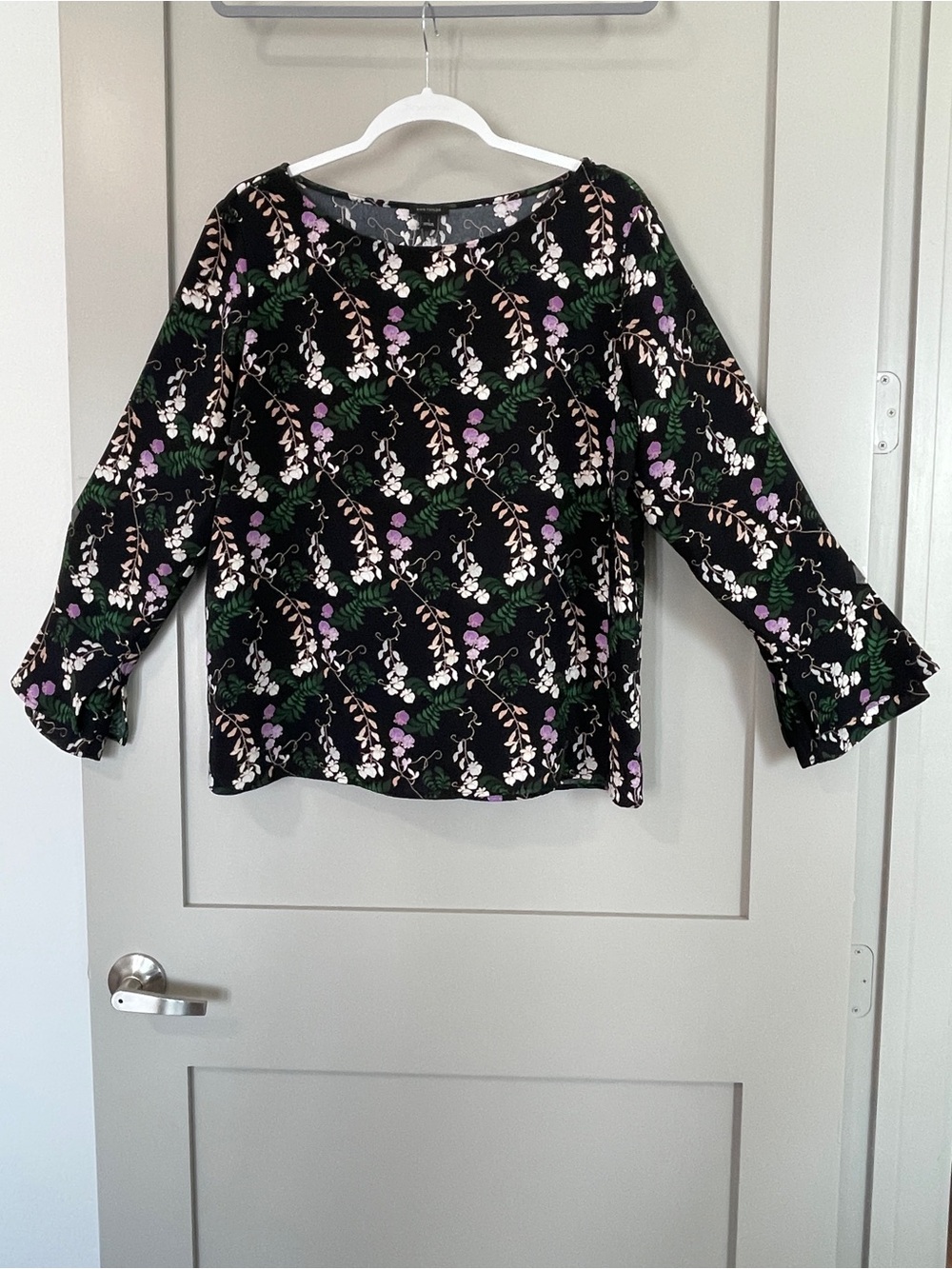 Ann Taylor Black Floral Print Blouse Boat Neck Long Sleeve Size L